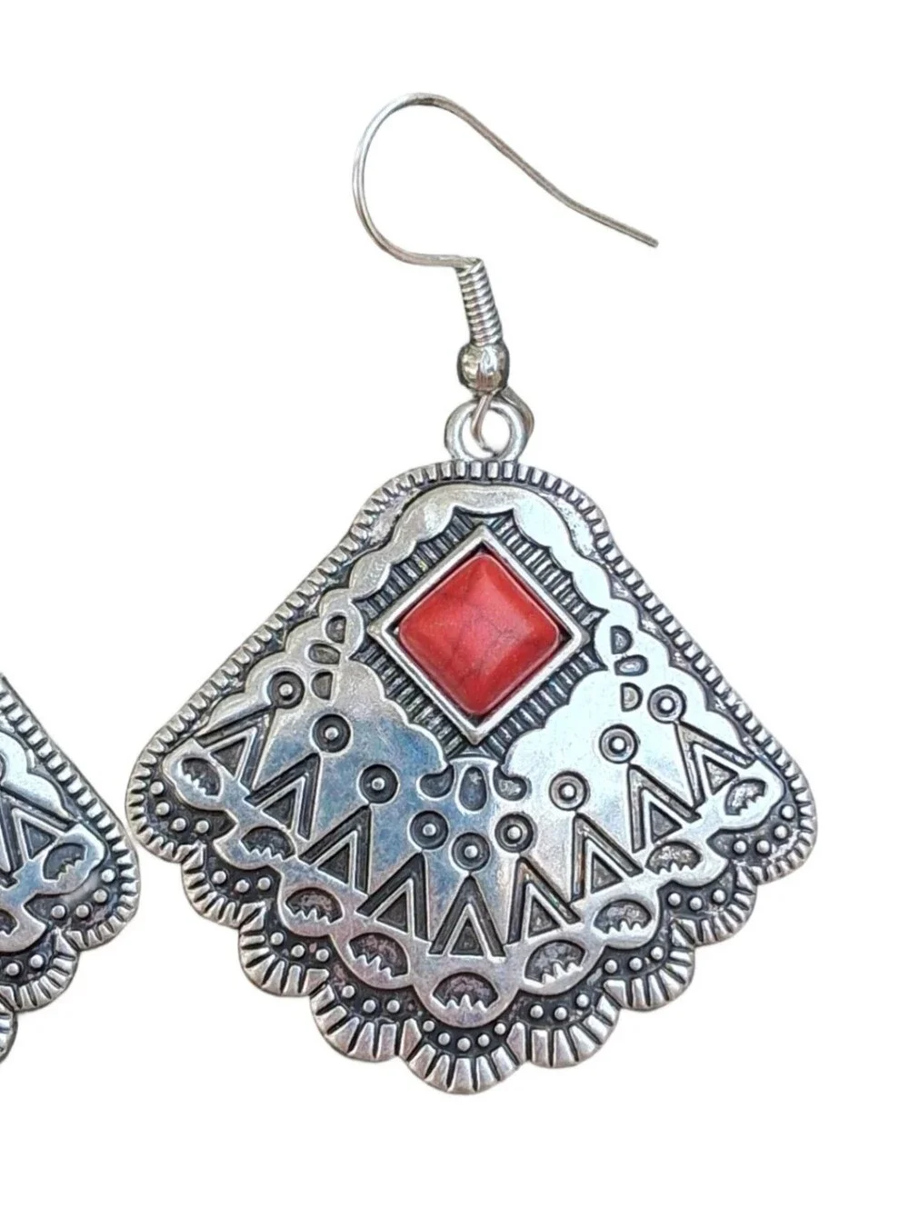 ​Western Silvertone Antique Fan Dangle Earrings with Red Stone Accent